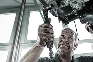 Wera designed the Impaktor sockets specifically for working with impact wrenches and they are also suitable for use on extremely strong power screwdrivers.